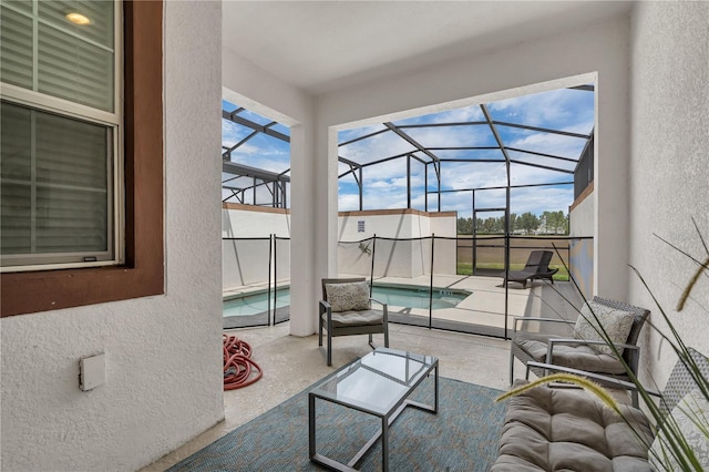 9005 Stinger Dr, Davenport, FL 33896 - sunroom / solarium with plenty of natural light