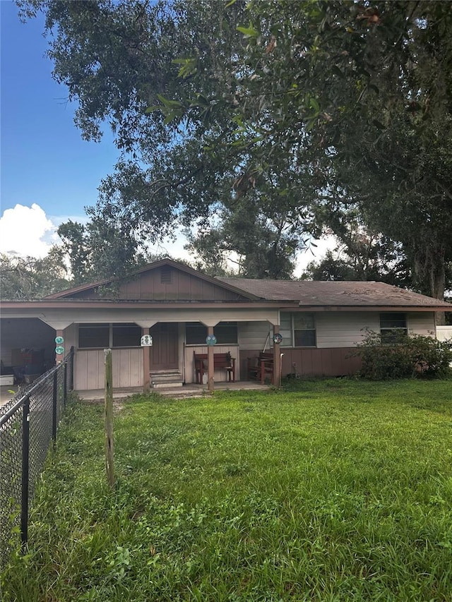 10004 Vaughn St, Gibsonton, FL 33534 - rear view of house