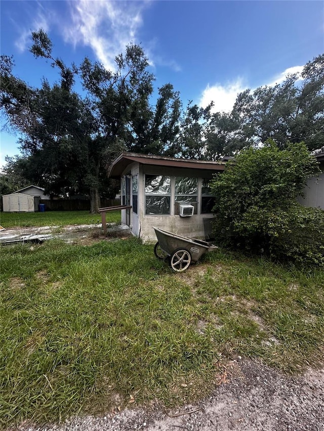 10004 Vaughn St, Gibsonton, FL 33534 - view of yard featuring cooling unit
