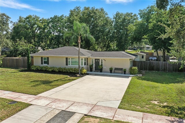 405 S Palm Ave, Howey In The Hills, FL 34737 - photo 30