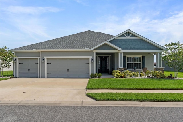 416 Riders Loop, Auburndale, FL 33823 - craftsman-style home featuring concrete driveway, an attached garage, a front yard, and stucco siding