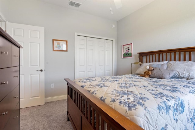 416 Riders Loop, Auburndale, FL 33823 - bedroom with light carpet, a closet, and a ceiling fan