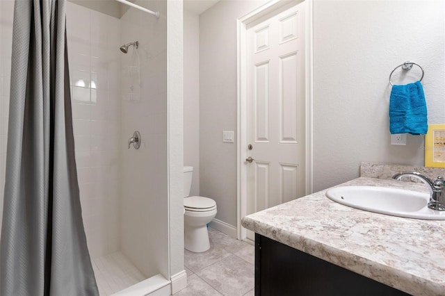 416 Riders Loop, Auburndale, FL 33823 - full bath with vanity, a shower stall, and tile patterned floors