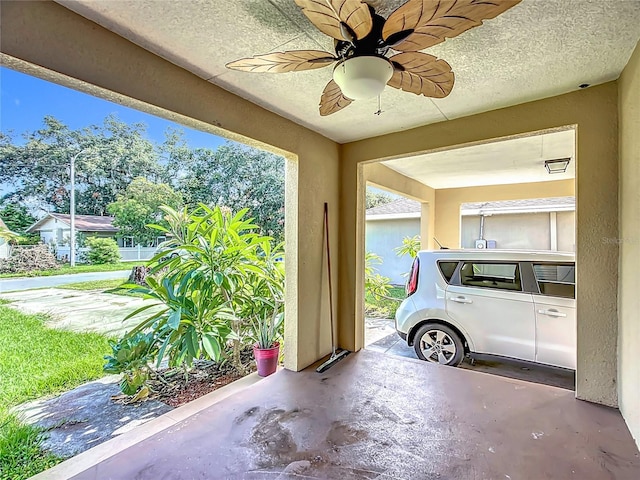 1505 E Elm Rd, Lakeland, FL 33801 - garage with a ceiling fan