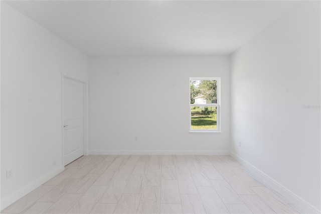 627 W Glenhaven Dr, Citrus Springs, FL 34434 - unfurnished room with baseboards