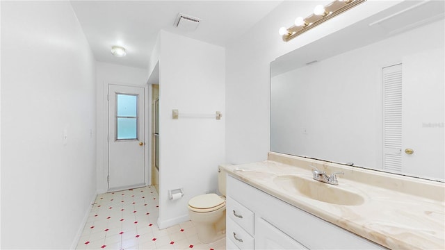 5045 Bermuda Cir Unit 12, Orlando, FL 32808 - bathroom with vanity and a shower with shower door