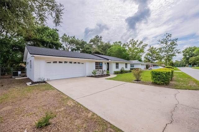 2703 E Washington Ave, Eustis, FL 32726 - photo 2