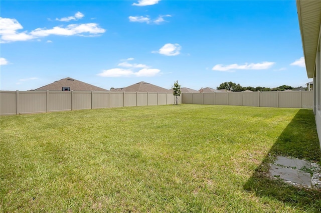 612 Auburn Grove Ter, Auburndale, FL 33823 - view of fenced backyard
