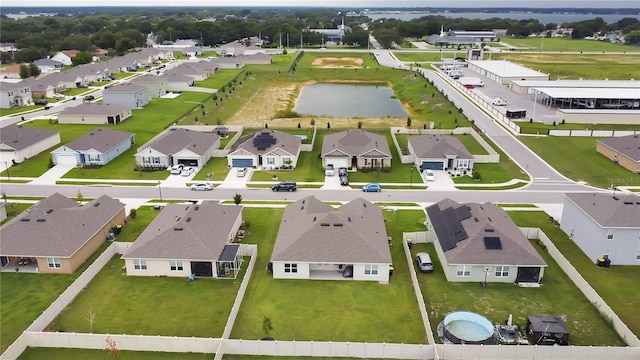 612 Auburn Grove Ter, Auburndale, FL 33823 - aerial view of residential area featuring a large body of water