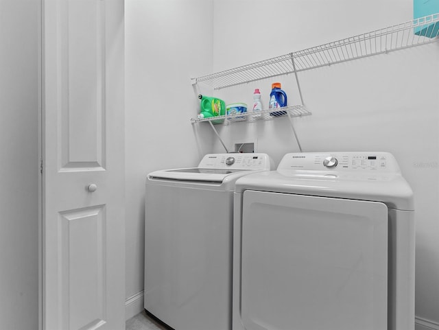 741 Ashworth Overlook Dr Unit B, Apopka, FL 32712 - washroom featuring washing machine and clothes dryer