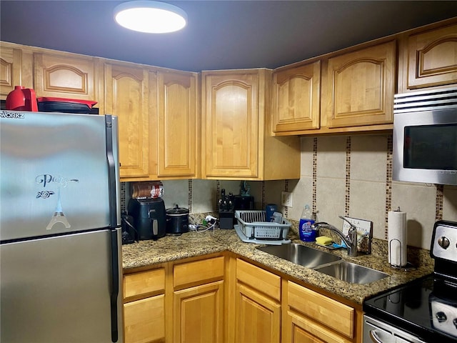 620 Orange Dr Unit 228, Altamonte Springs, FL 32701 - photo 19