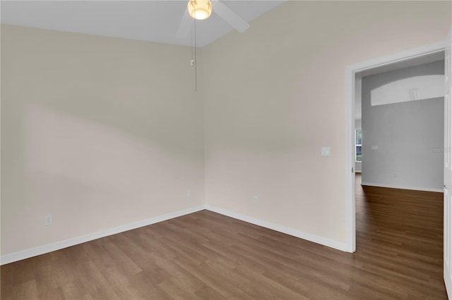 3507 Tenby Cir, Clermont, FL 34711 - unfurnished room featuring wood finished floors, ceiling fan, and vaulted ceiling