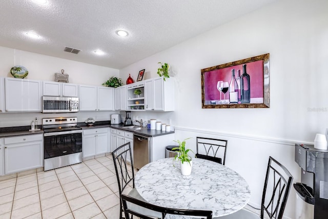 14576 Laguna Beach Cir, Orlando, FL 32824 - photo 9