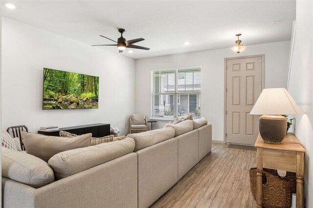 627 Dogfish Ln, Debary, FL 32713 - photo 4