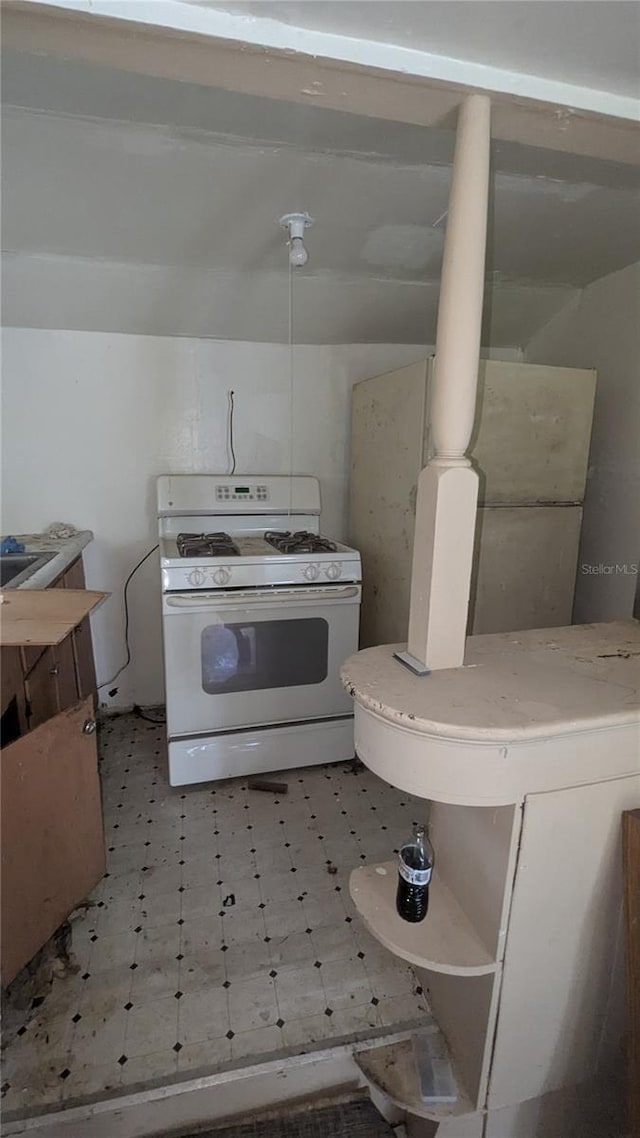 1102 W 13th St, Lakeland, FL 33805 - photo 22