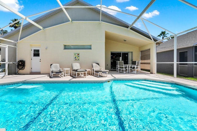 1520 Gulf Vue Dr, Haines City, FL 33844 - outdoor pool with a patio area and a lanai