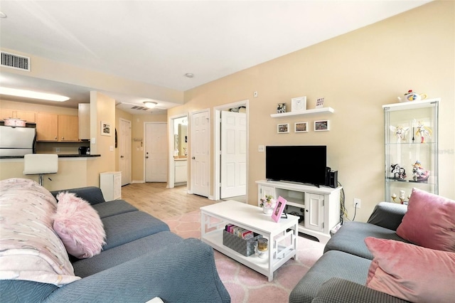 2025 Erving Cir Unit 203, Ocoee, FL 34761 - view of living room