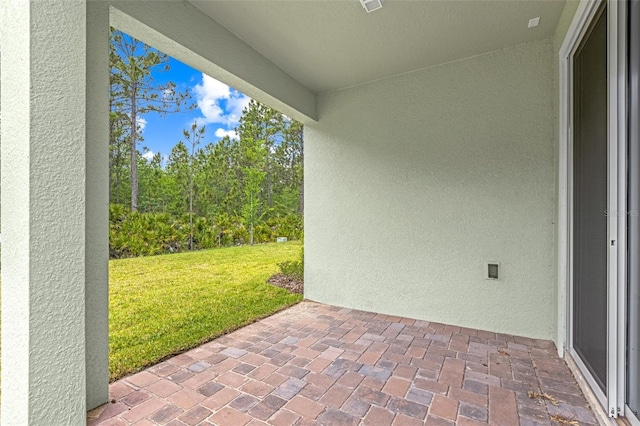 1261 Champions Dr, Daytona Beach, FL 32124 - view of patio / terrace