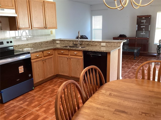 829 San Pedro Ct, Kissimmee, FL 34758 - photo 2