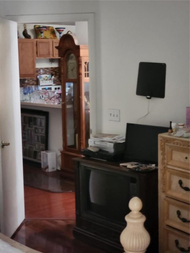 Listing photo 11 - caption unavailable