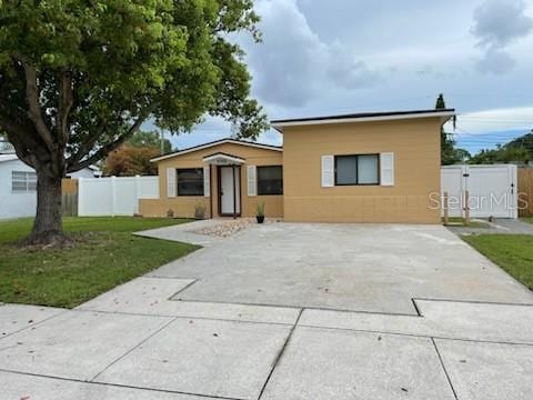 6762 79th Ave N, Pinellas Park, FL 33781 - photo 1