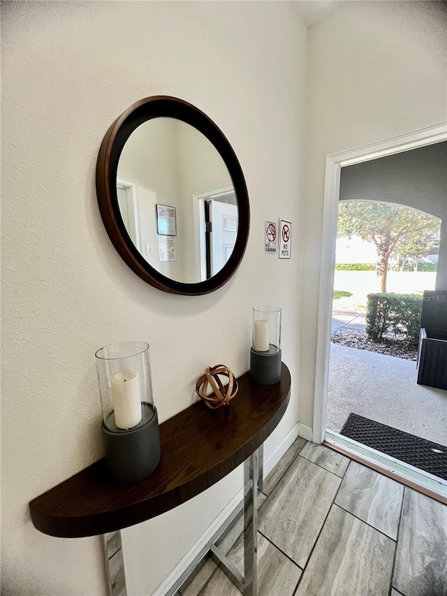 3191 Pequod Pl, Kissimmee, FL 34746 - entryway featuring light wood finished floors and baseboards
