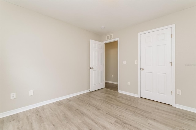 8719 N 48th St, Tampa, FL 33617 - photo 16