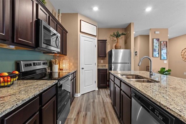 6392 Green Bud Dr, Groveland, FL 34736 - photo 8