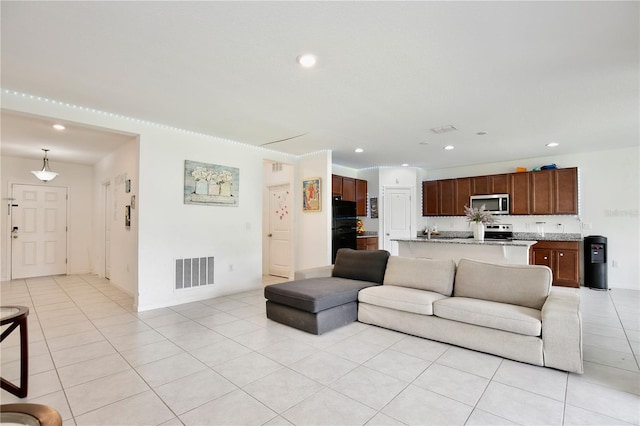 490 Taft Dr, Davenport, FL 33837 - photo 4