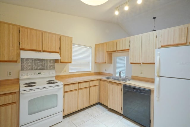 3725 Hardwood Ct, Melbourne, FL 32935 - photo 9