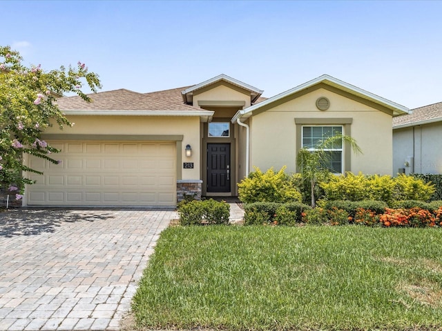 213 Preston Ave, Davenport, FL 33837 - photo 1