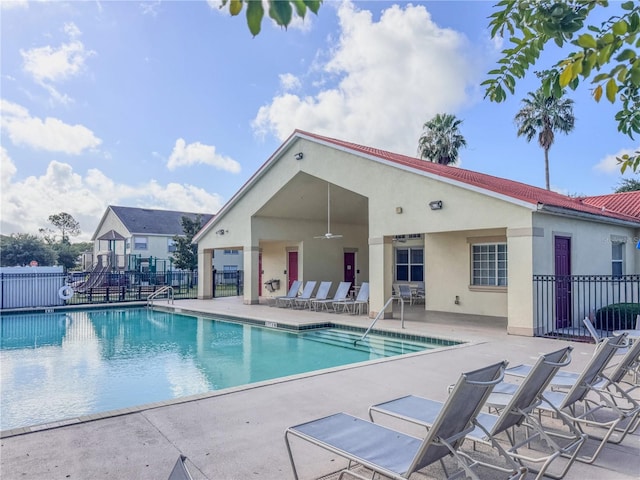 2756 Club Cortile Cir, Kissimmee, FL 34746 - photo 32