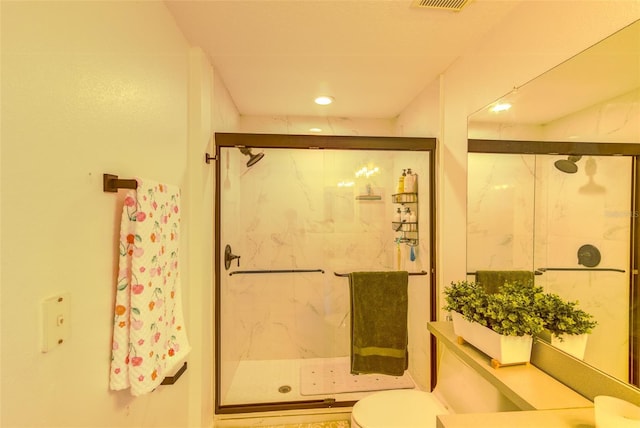 5554 Metrowest Blvd Unit 305, Orlando, FL 32811 - bathroom featuring a marble finish shower and recessed lighting