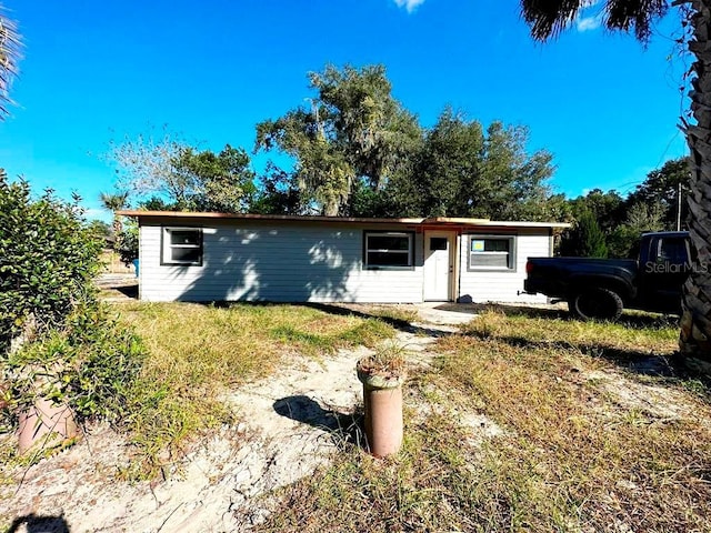 921 S Salisbury Ave, Deland, FL 32720 - photo 2
