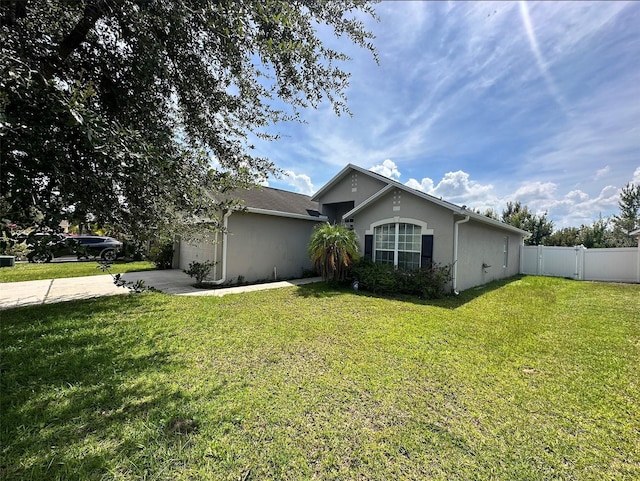 5689 Sycamore Canyon Dr, Kissimmee, FL 34758 - photo 1