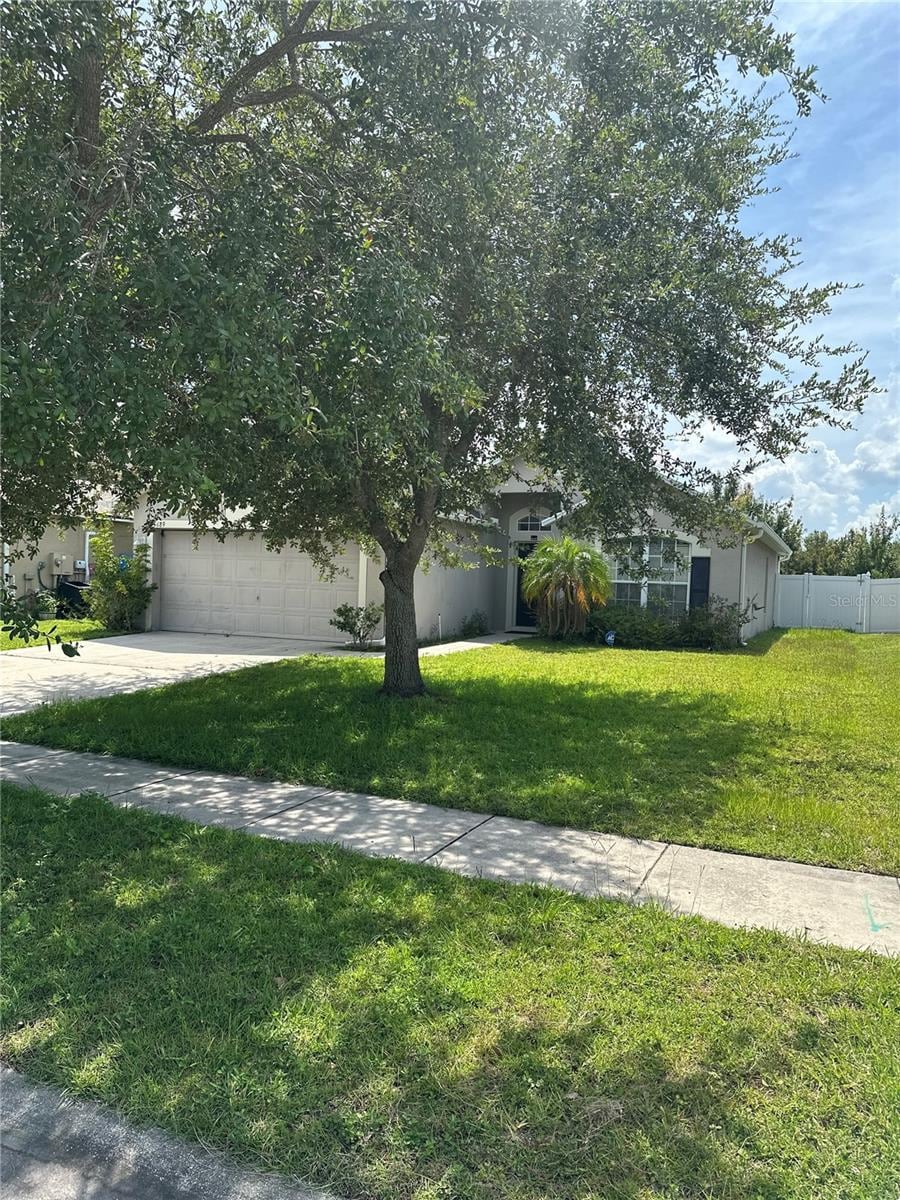 5689 Sycamore Canyon Dr, Kissimmee, FL 34758 - photo 2