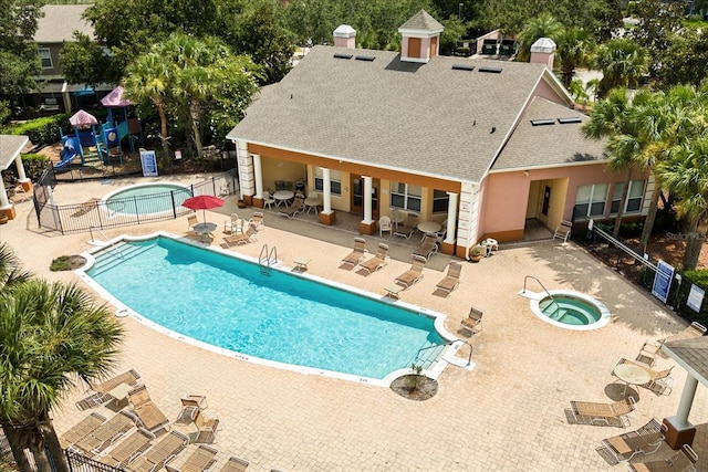 2462 Caravelle Cir, Kissimmee, FL 34746 - photo 31