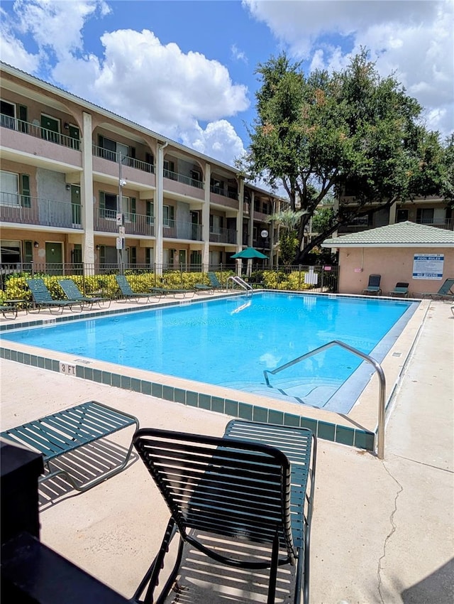 121 Oyster Bay Cir Unit 220, Altamonte Springs, FL 32701 - photo 2