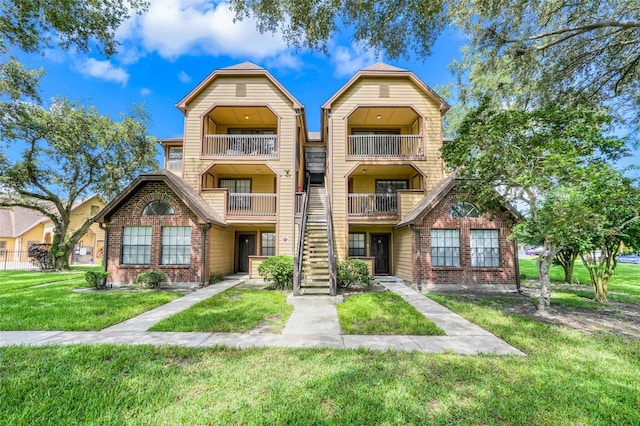 325 Lakepointe Dr Unit 304, Altamonte Springs, FL 32701 - photo 2