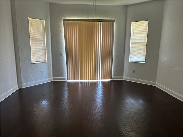 2812 Quiet Water Trl, Kissimmee, FL 34744 - photo 16