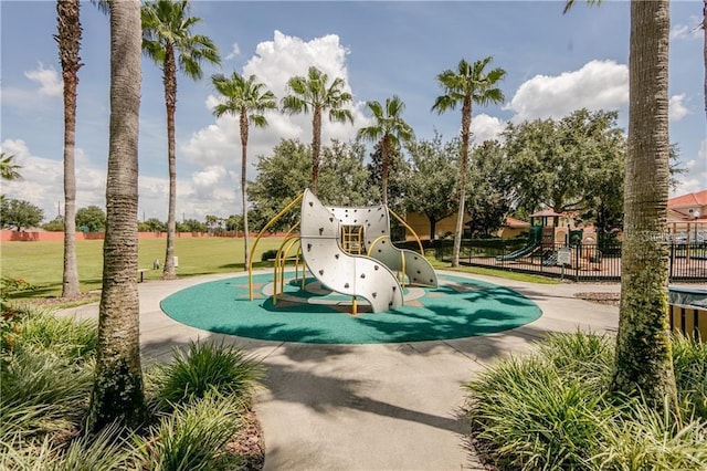 1000 Solana Cir, Davenport, FL 33897 - photo 52