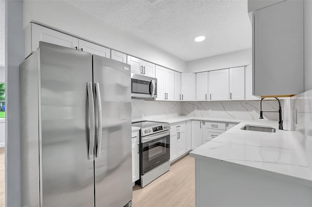 559 Vine Ave, Dunedin, FL 34698 - photo 9