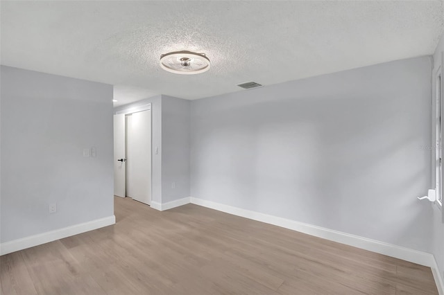 559 Vine Ave, Dunedin, FL 34698 - photo 12