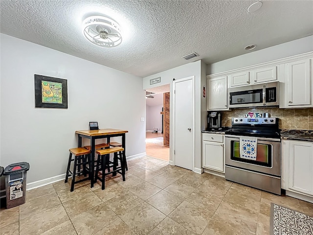 710 E 6th St, Apopka, FL 32703 - photo 25