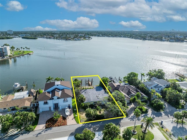 6960 S Shore Dr S, South Pasadena, FL 33707 - photo 1