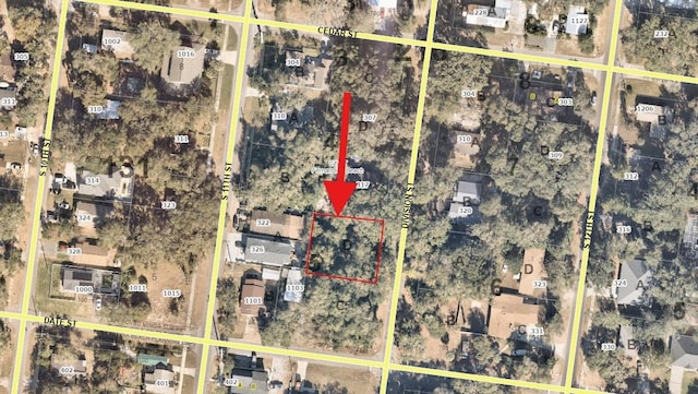 323 Division St, Fernandina Beach, FL 32034 - photo 1
