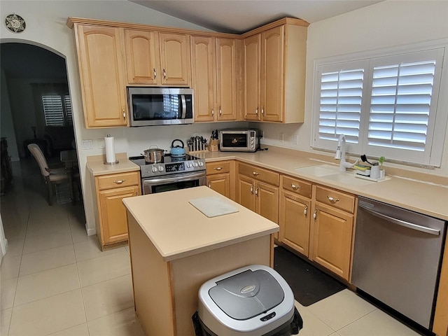 6079 Froggatt St, Orlando, FL 32835 - photo 5