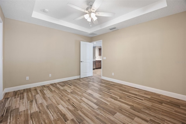 514 Washington Ave, Eustis, FL 32726 - photo 17