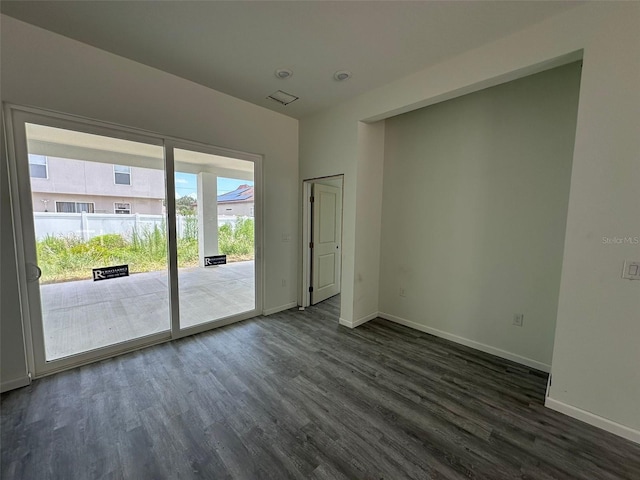1438 Sarasota Dr, Kissimmee, FL 34759 - photo 5