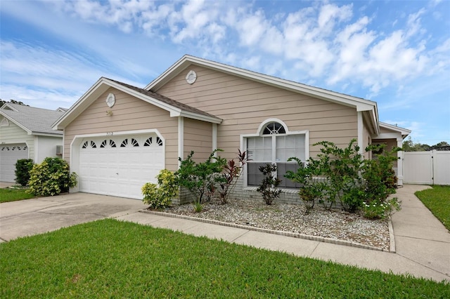 7712 Water Oak Ct, Kissimmee, FL 34747 - photo 1